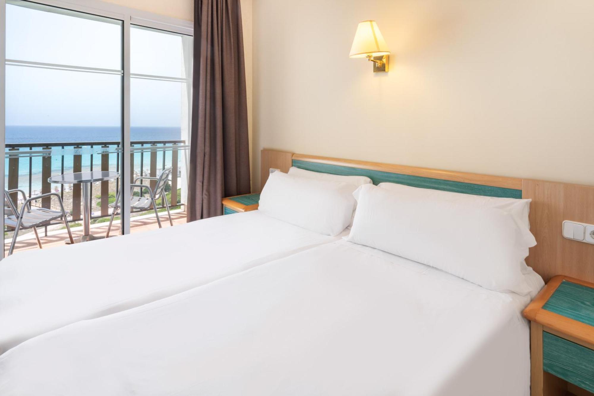 Sol Milanos Pingüinos Hotel Son Bou Luaran gambar
