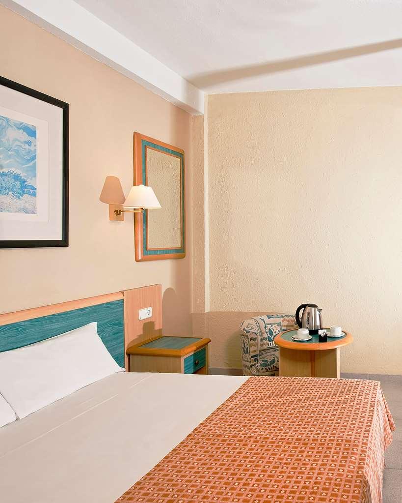 Sol Milanos Pingüinos Hotel Son Bou Bilik gambar